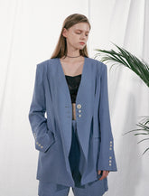 Tailored Linen Blazer with Asymmetric Button Detail and Elongated Silhouette